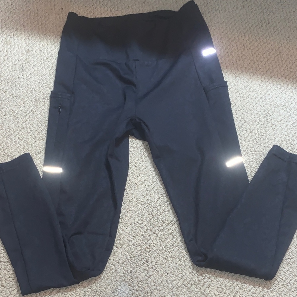 ECHT Black Active Leggings SIZE MEDIUM